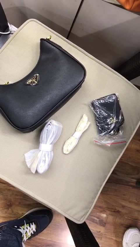 Prada Bags, video 7