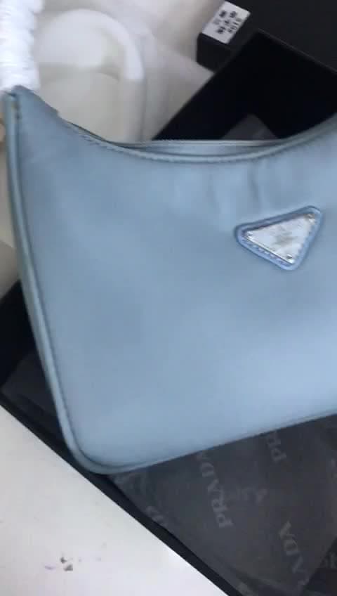 Prada Bags, video 8