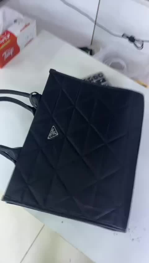 Prada Bags, video 43