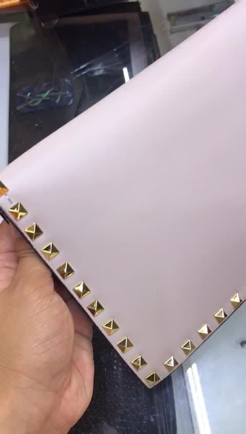 Valentino Bags, video 6