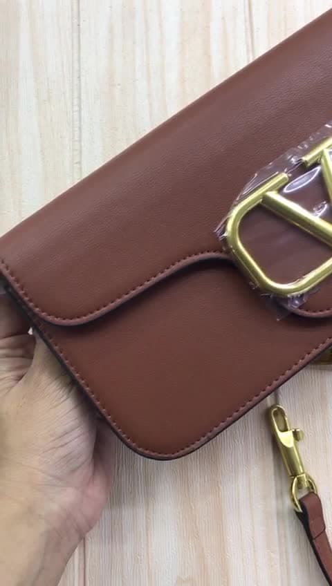 Valentino Bags, video 16