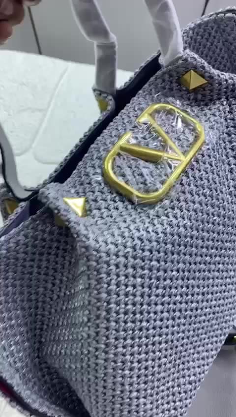 Valentino Bags, video 21