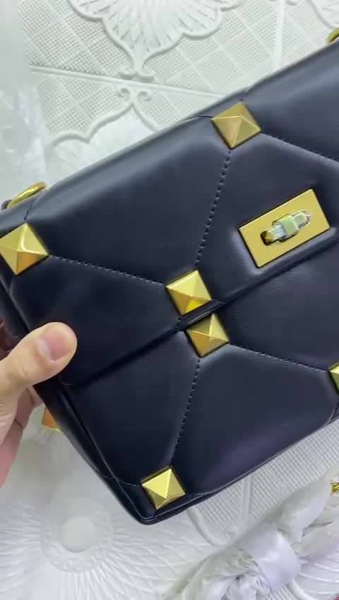 Valentino Bags, video 38