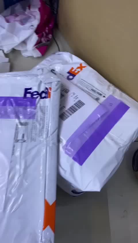 Deliveries، فيديو 3