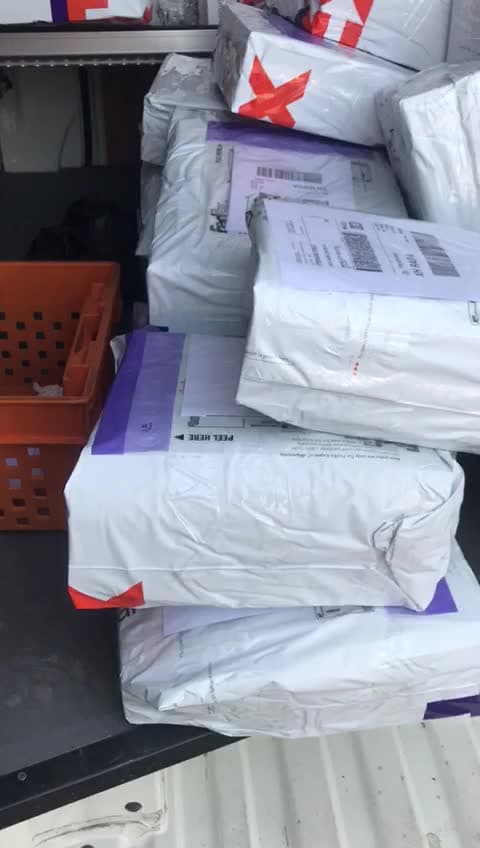 Deliveries، فيديو 13