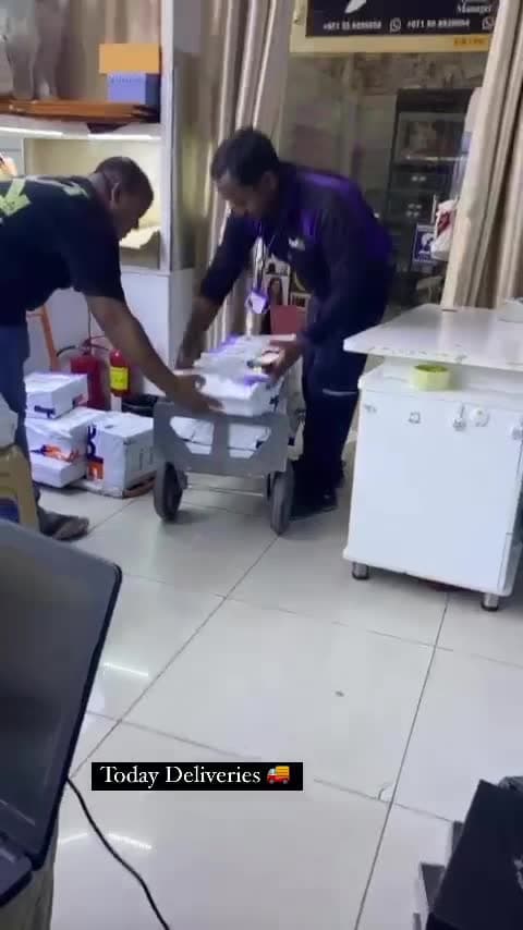 Deliveries، فيديو 19