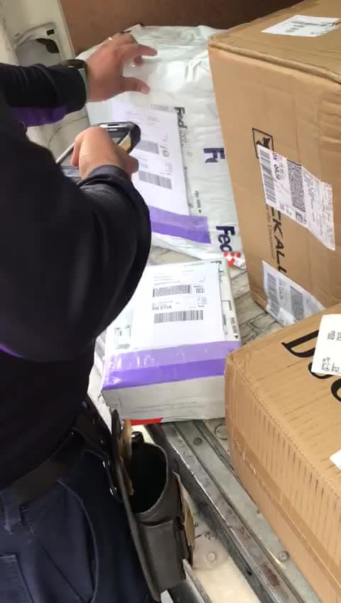 Deliveries، فيديو 27