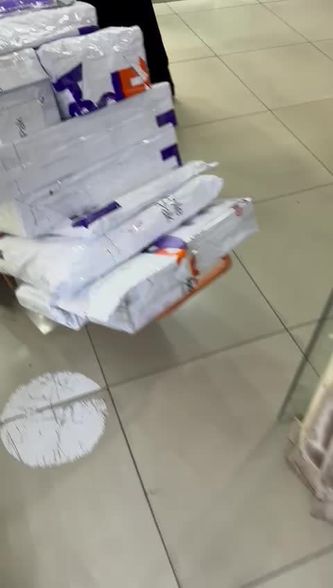 Deliveries، فيديو 30