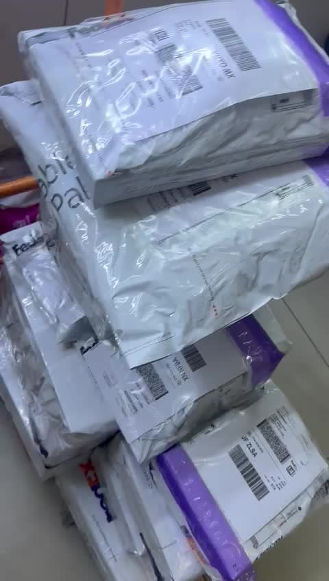 Deliveries، فيديو 35