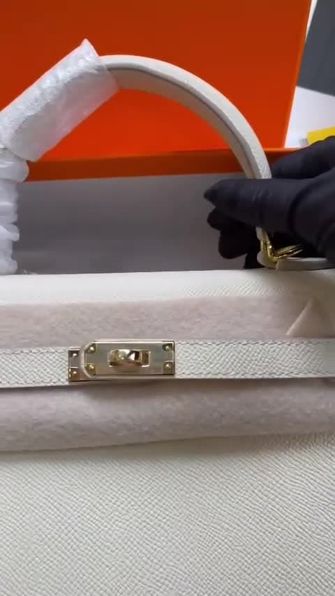 Unboxing، فيديو 4