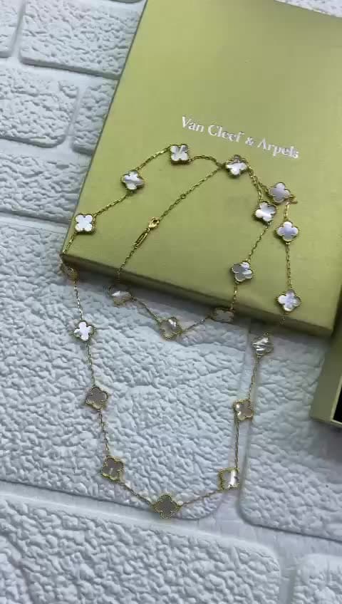 Jewellery Videos, video 5