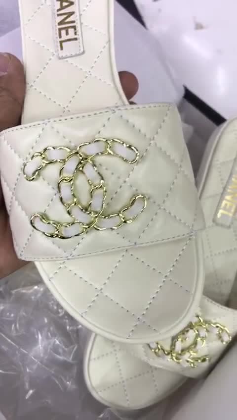 Chanel, Video 1
