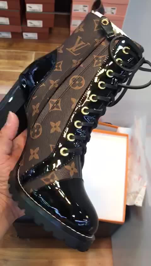 Louis Vuitton, video 8