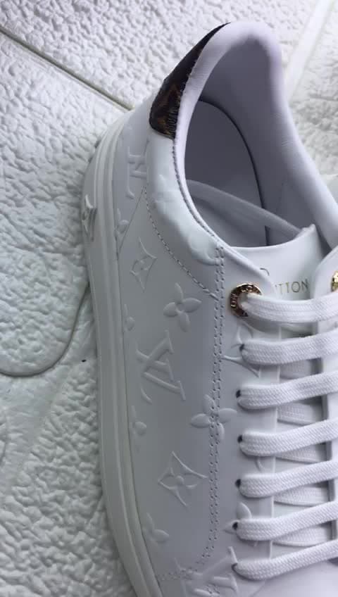 Louis Vuitton, video 16