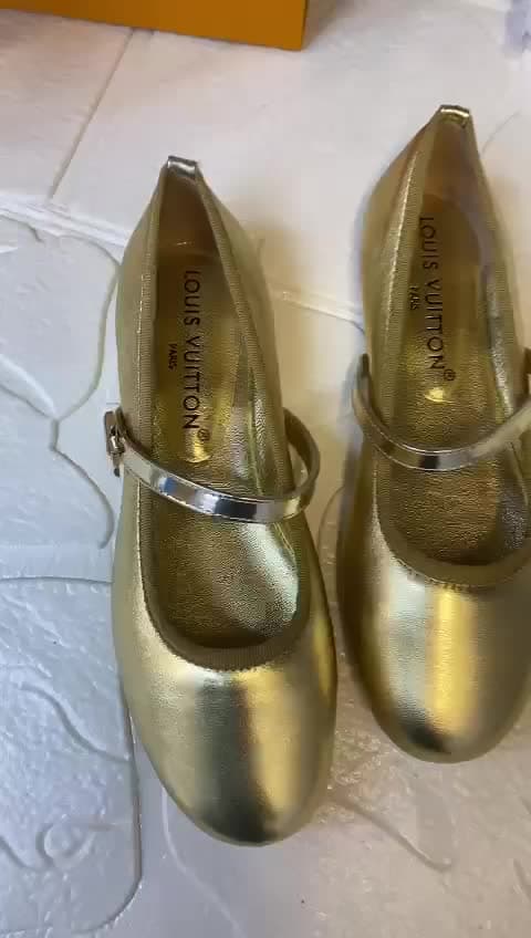 Louis Vuitton, video 36