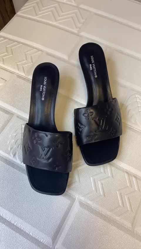 Louis Vuitton, video 37