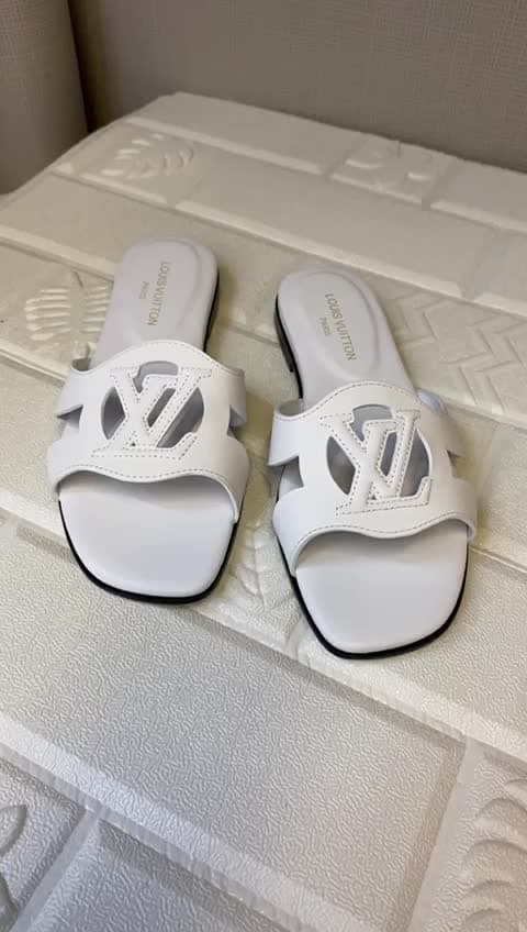 Louis Vuitton, video 40
