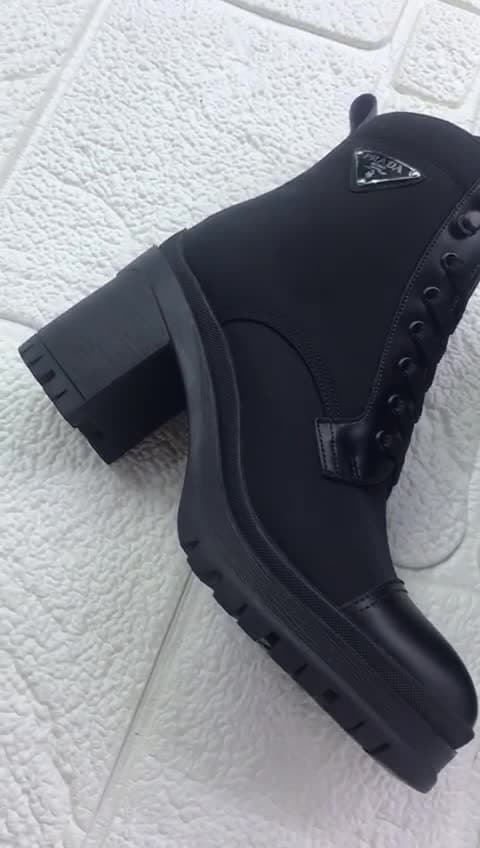 Prada, video 14
