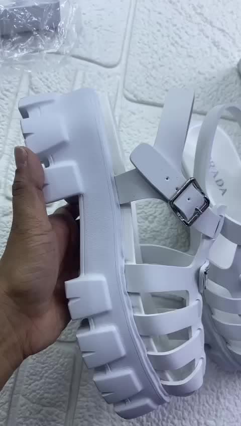 Prada, video 19