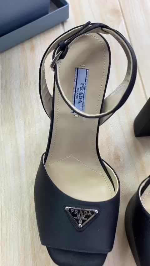 Prada, video 25