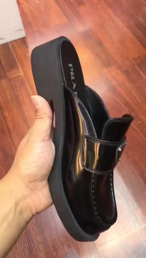 Prada, video 33
