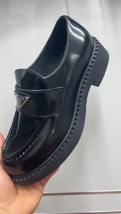 Prada, video 35