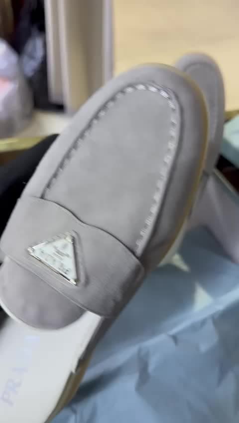 Prada, video 36