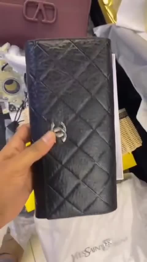 Chanel Wallets، فيديو 18