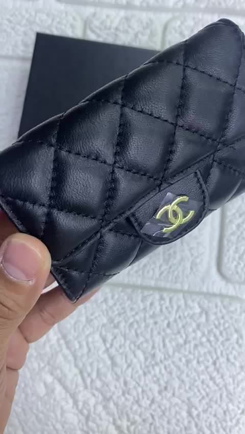 Chanel Wallets، فيديو 30