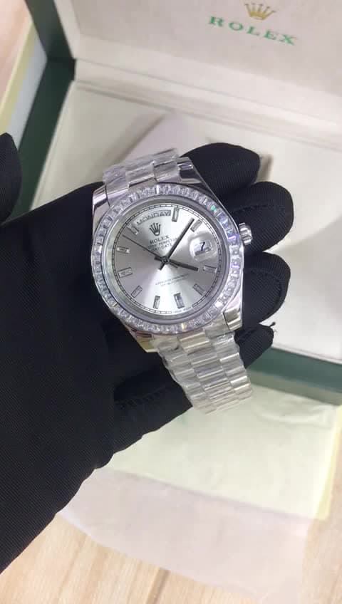 Watches, 영상 20