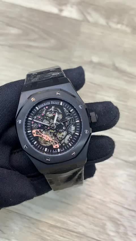 Watches, 영상 21