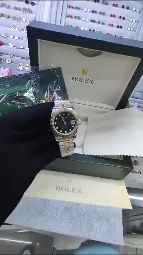 Watches, 영상 33